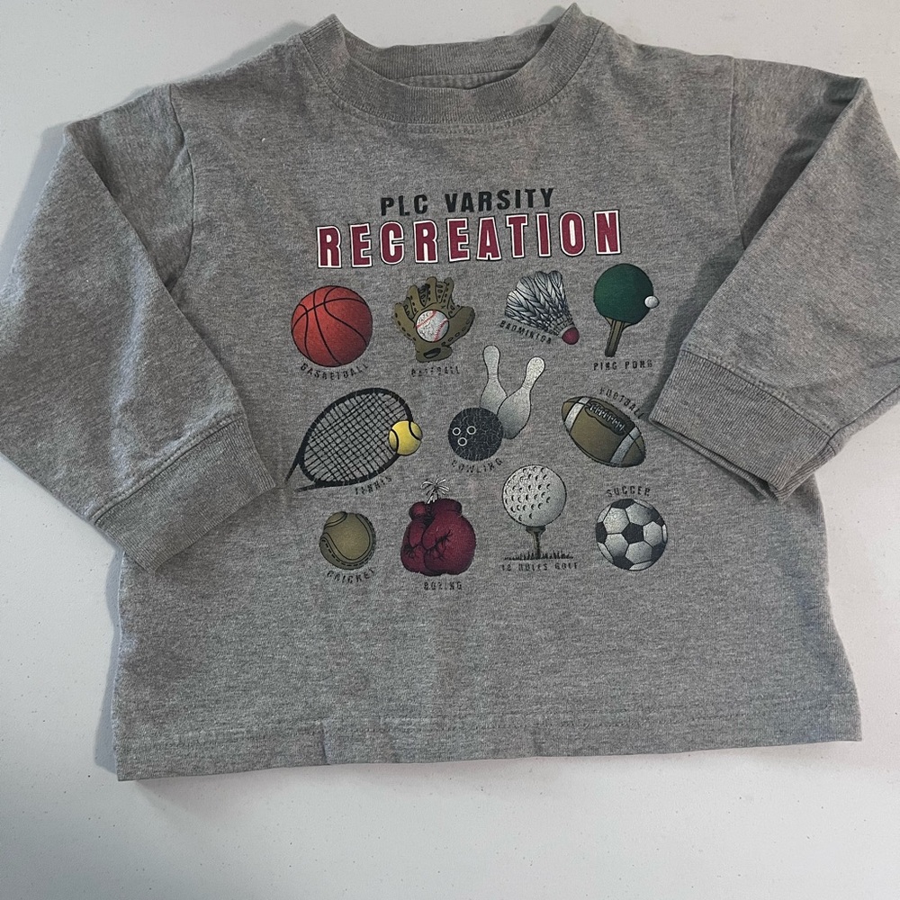 ✨5/$20✨- The Children's Place Gray Varsity Recreation Long Sleeve Tee
